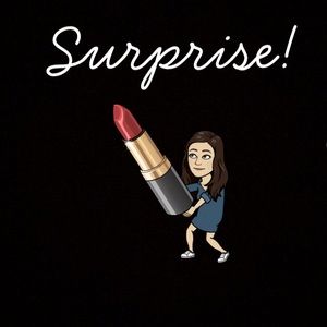 SURPRISE LIP BUNDLE!